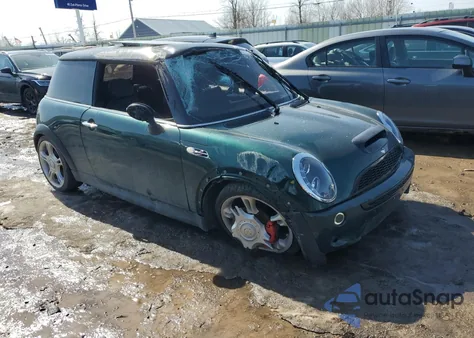 2005 Mini Cooper S из США, поврежденный, VIN WMWRE334X5TD95254